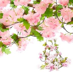 Guirnaldas florales colgantes: ¿naturales o artificiales?