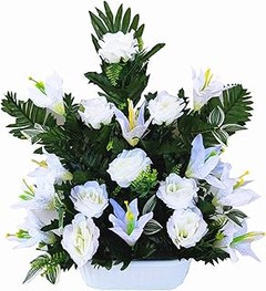 Diferentes Estilos de Centros Florales Artificiales para Recibidores